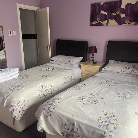 Annora Bar & Accommodation Портну Екстериор снимка